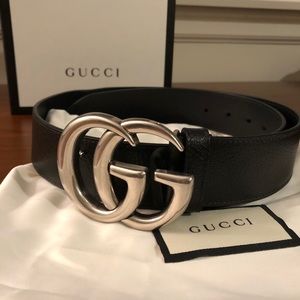 Gucci - black leather belt with double G buckle
